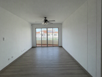 apartamento en arriendo en villa santos. Cod A228