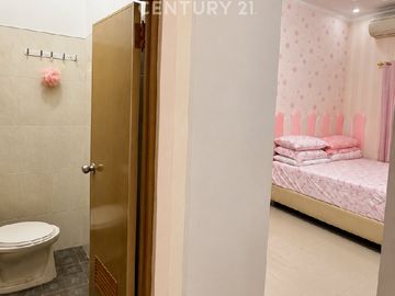 RUMAH CANTIK SHM 2 LANTAI DI DUREN SAWIT JAKTIM LT 114m²