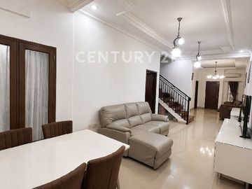 RUMAH CANTIK SHM 2 LANTAI DI DUREN SAWIT JAKTIM LT 114m²