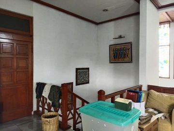 Rumah 2nd Cantik di Cempaka Putih Jakarta Pusat