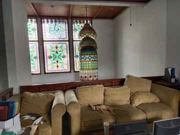 Rumah 2nd Cantik di Cempaka Putih Jakarta Pusat