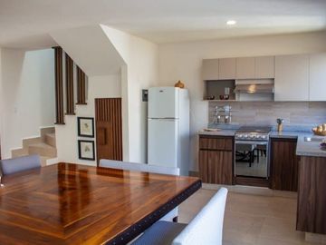 ZONA SUR DE LEÓN, SE VENDE CASA