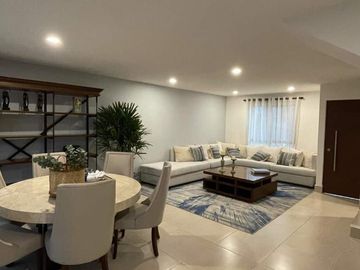 ZONA SUR DE LEÓN, SE VENDE CASA