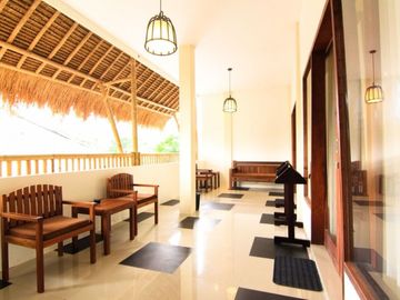 Kuta Homestay Lounge Bar