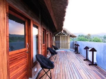 Kuta Homestay Lounge Bar