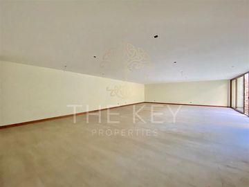 Casa en Venta en Cerro Apoquindo - Camino el Alba