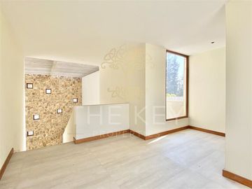 Casa en Venta en Cerro Apoquindo - Camino el Alba