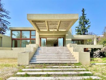 Casa en Venta en Cerro Apoquindo - Camino el Alba