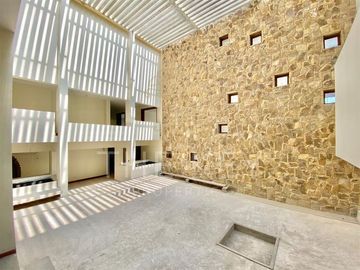 Casa en Venta en Cerro Apoquindo - Camino el Alba