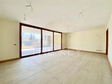 Casa en Venta en Cerro Apoquindo - Camino el Alba