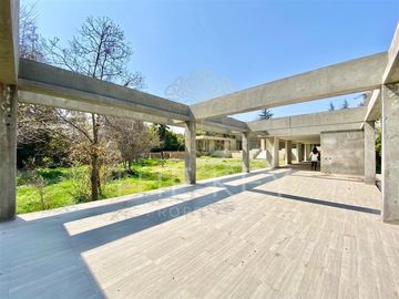 Casa en Venta en Cerro Apoquindo - Camino el Alba