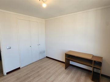 Departamento en arriendo de 2 dorm. en La Florida