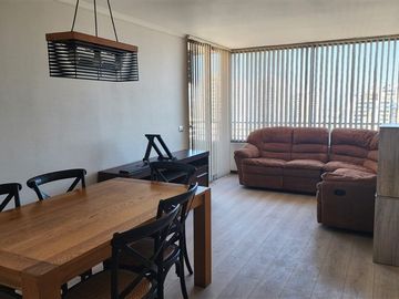 Departamento en arriendo de 2 dorm. en La Florida