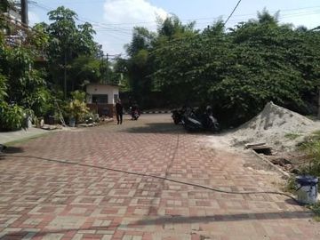 Rumah cluster dalam perumahan 2 lt 1,2 M di Kalibaru Depok dengan konsep modern dan minimalis