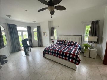 LUJOSA VILLA TUCAN COUNTRY CLUB & GOLF RESORT COCOLI 521 MT2