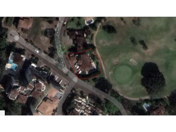 LUJOSA VILLA TUCAN COUNTRY CLUB & GOLF RESORT COCOLI 521 MT2
