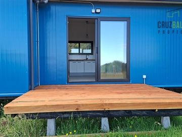Parcela con vista al mar y cabaña de 2D y 1B en Calbuco