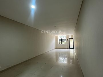 Ruko Strategi 3 Lantai Sayap Buah Batu Cocok Untuk Usaha Kantor