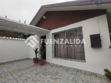 Casa vende, villa Santa Carolina, 3D-2B. Macul
