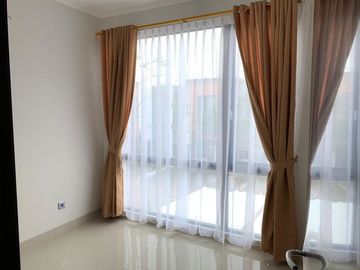 Rumah Sewa Ekslusive Siap Huni di Kebayoran Bintaro - 2145