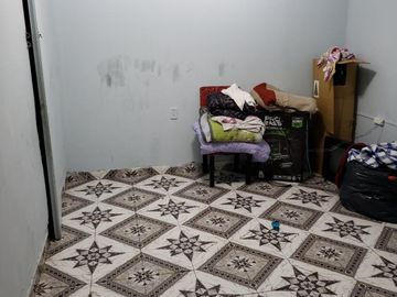 Casa 5 Amb. - Gran Lote - Garage - Fondo - Quincho - V.Urquiza