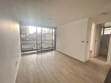 Venta departamento de 2 d 1 b en Santiago, Argomedo.