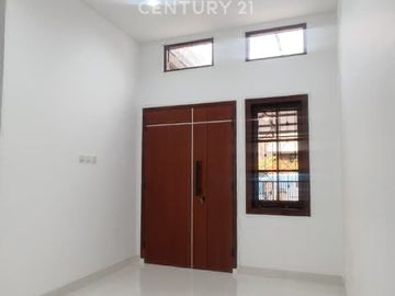 Rumah Bagus Baru Renovasi Sayap Jl Riau Bandung