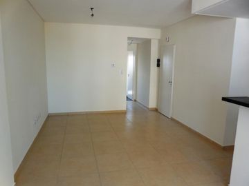 BELGRANO 1350 SEMIPISO DE 2 AMBIENTES CON COCHERA A ESTRENAR.