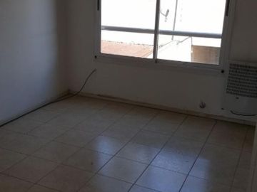 DEPARTAMENTO DE 2 AMBIENTES EN VENTA - MORON NORTE - NUEVO PRECIO