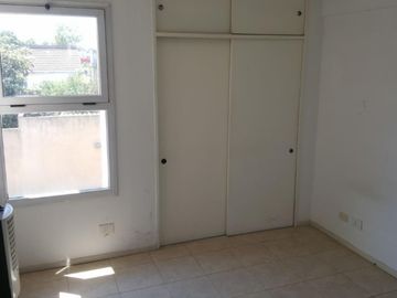DEPARTAMENTO DE 2 AMBIENTES EN VENTA - MORON NORTE - NUEVO PRECIO