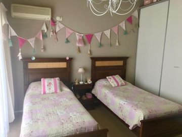 Hermoso e impecable departamento en condominio 