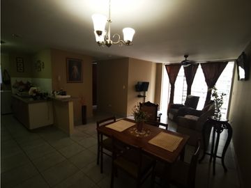 SE REMATA APARTAMENTO EN PH CENTRAL PARK A SOLO US$114,500