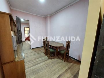Casa en venta de 2 dorm. en Quinta Normal