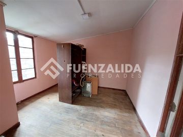 Casa en venta de 2 dorm. en Quinta Normal