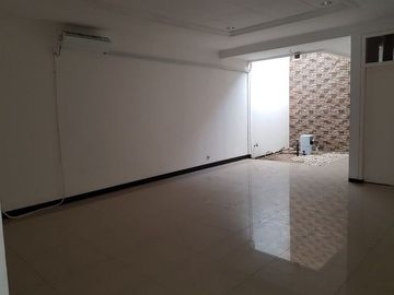 DIJUAL : Rumah siap huni, bebas banjir di Taman Alfa Indah, Jakarta Barat (GA0717-CS)
