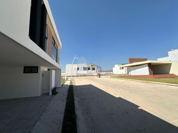 Casa nueva en Venta en Privada San Ángel V, San Luis Potosí