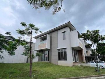 Dijual Cepat Rumah Posisi Hook Golf Island PIK