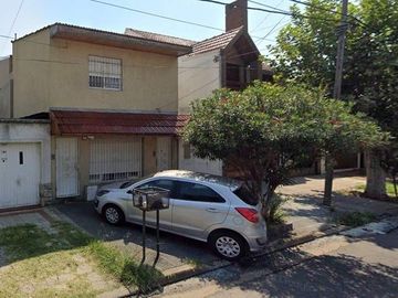 Casa en venta en Avellaneda Oeste