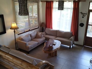 Valles de OLON: Se Vende Casa Cerca del Mar en Olón