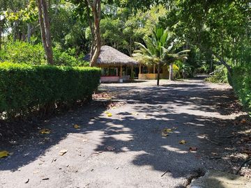 Valles de OLON: Se Vende Casa Cerca del Mar en Olón