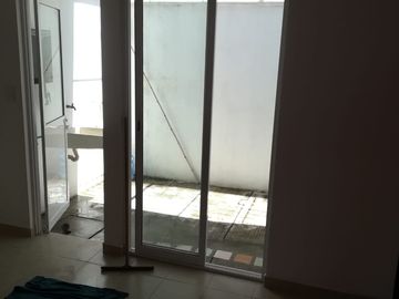 Casa de 2 recámaras ampliada y remodelada en Coyol Fovissste