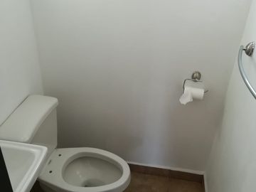 Casa de 2 recámaras ampliada y remodelada en Coyol Fovissste
