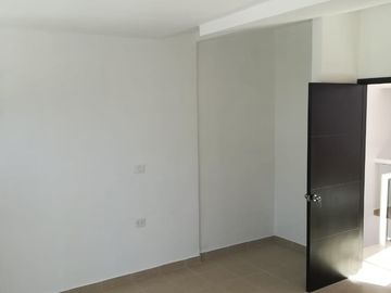 Casa de 2 recámaras ampliada y remodelada en Coyol Fovissste