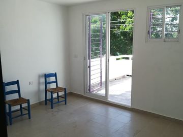 Casa de 2 recámaras ampliada y remodelada en Coyol Fovissste