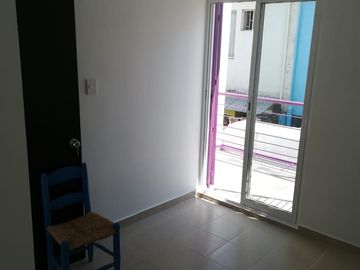 Casa de 2 recámaras ampliada y remodelada en Coyol Fovissste