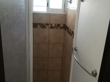 Casa de 2 recámaras ampliada y remodelada en Coyol Fovissste