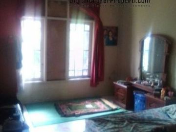 Rumah 2 lantai cocok utk buka usahakosan di pinggir jalan ramai daerah Girimekar Cijambe Bdg | SUTIAH