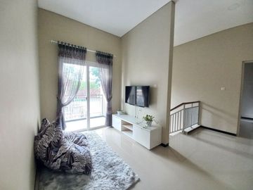 Rumah Murah 2 Lantai Semi Furnish Di Jalan Kaliurang Yogyakarta
