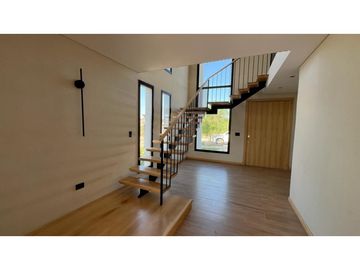 VENDE EXCELENTE CASA EN AGUARIBAY BARRIO PRIVADO