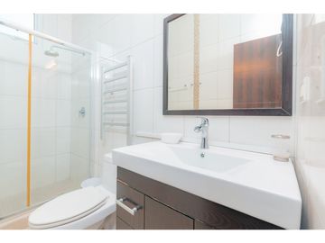 VENTA  APARTAMENTO LINEA BLANCA CON AMPLIA TERRAZA CONDADO DEL REY